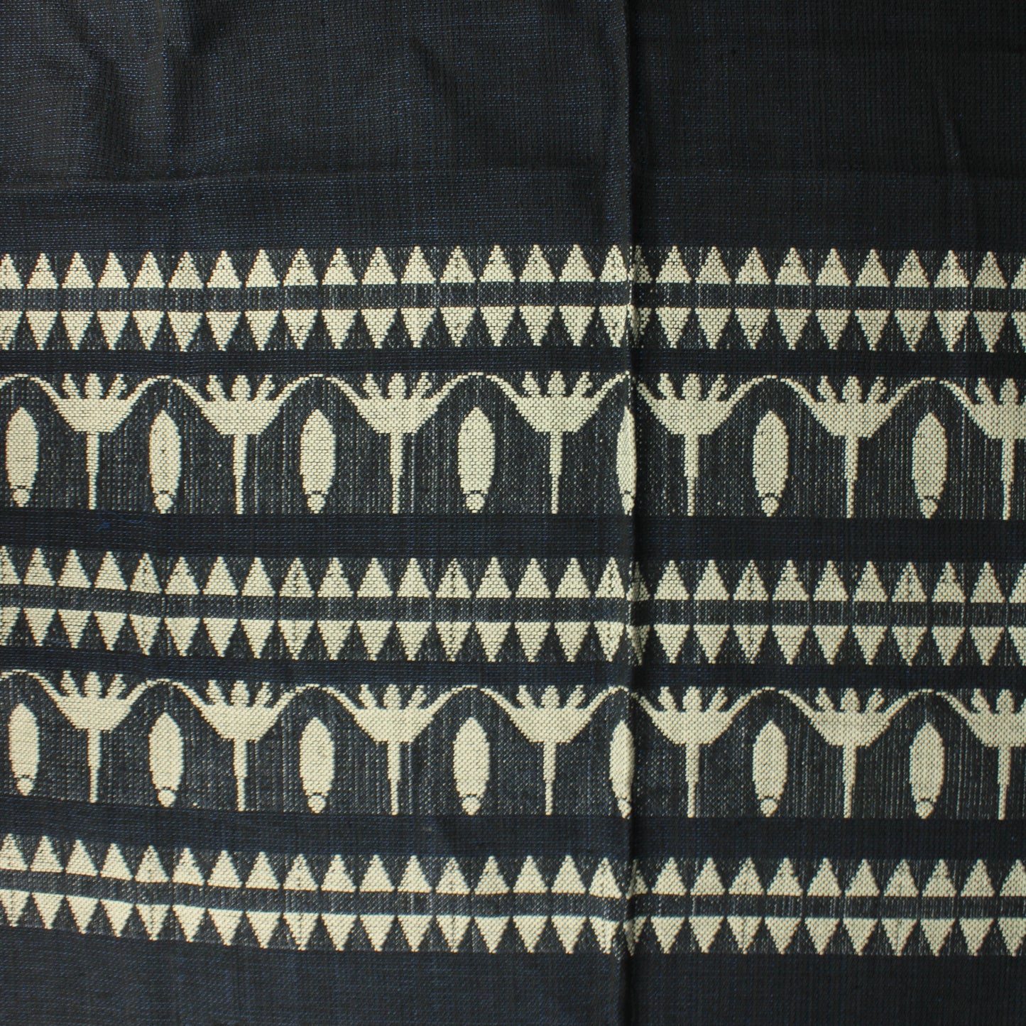 Kukkakuvioinen Villakangas - Pala