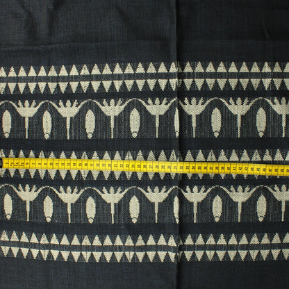 Kukkakuvioinen Villakangas - Pala