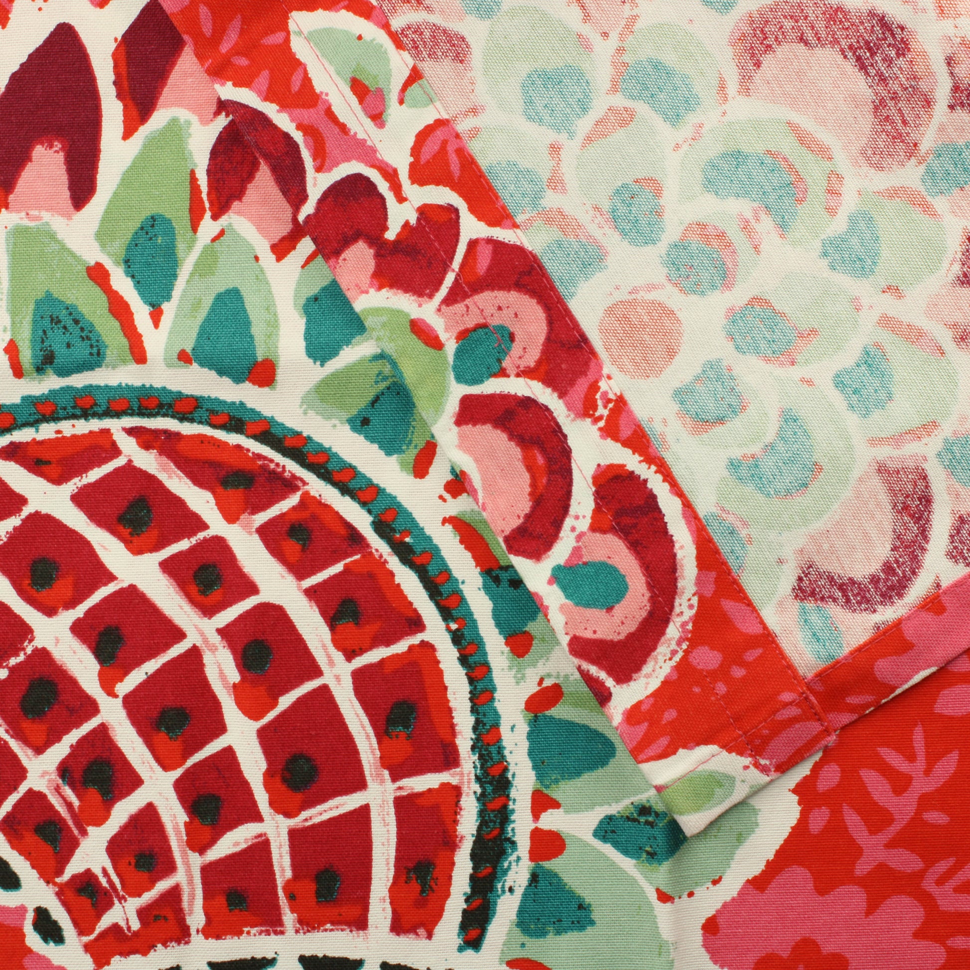 Kukkakuvioiset Puuvillaverhot - Palapaketti