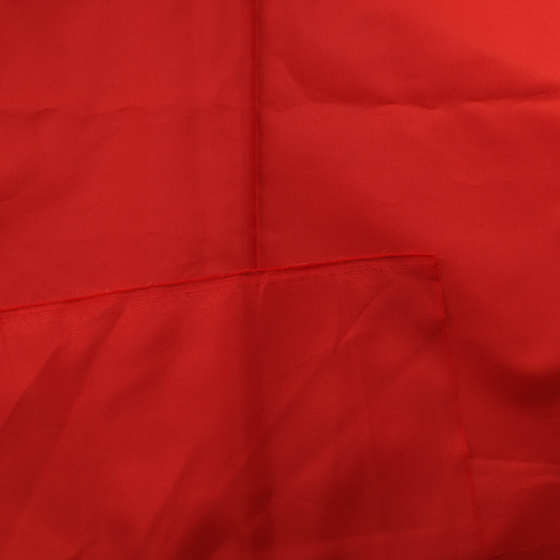 Punainen tekokuitu - Pala