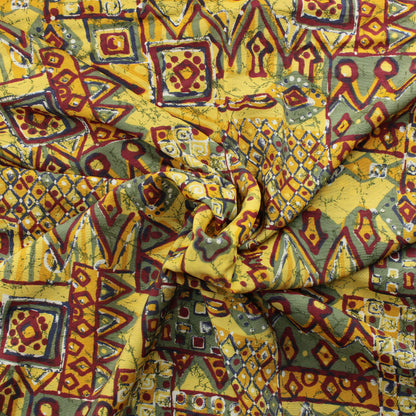 Keltasävyinen tekokuitu - Pala