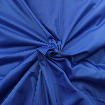 Kirkkaansininen tekokuitu - Pala