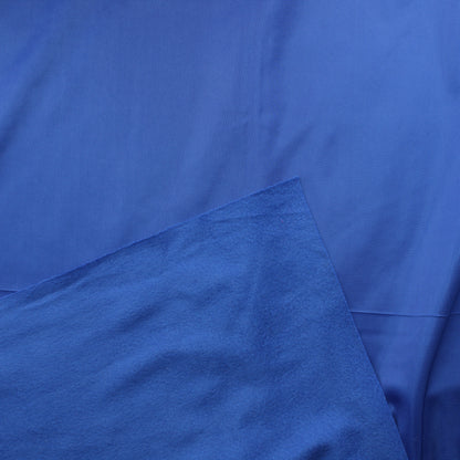 Kirkkaansininen tekokuitu - Pala