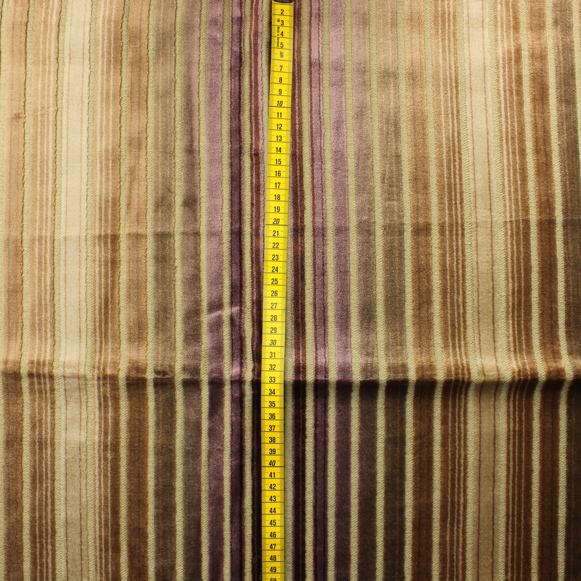 Samettiraitainen Sisustuskangas - Pala