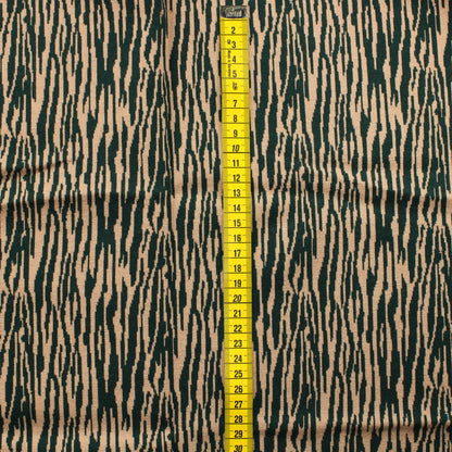 Vaaleanpunaista ja vihreää kuviota Neulos - Pala