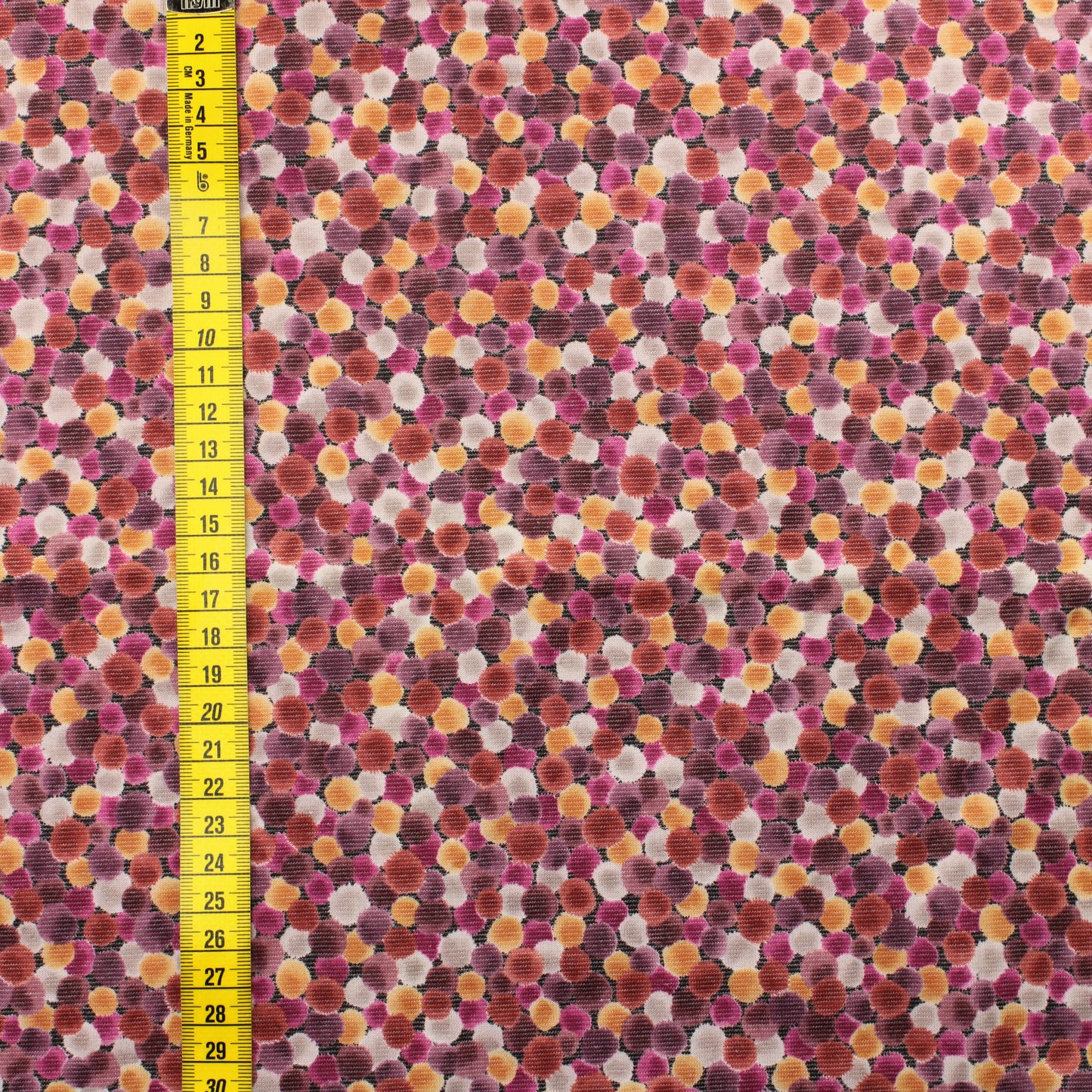 Punaviolettisävyinen Vaatetuskangas - Pala