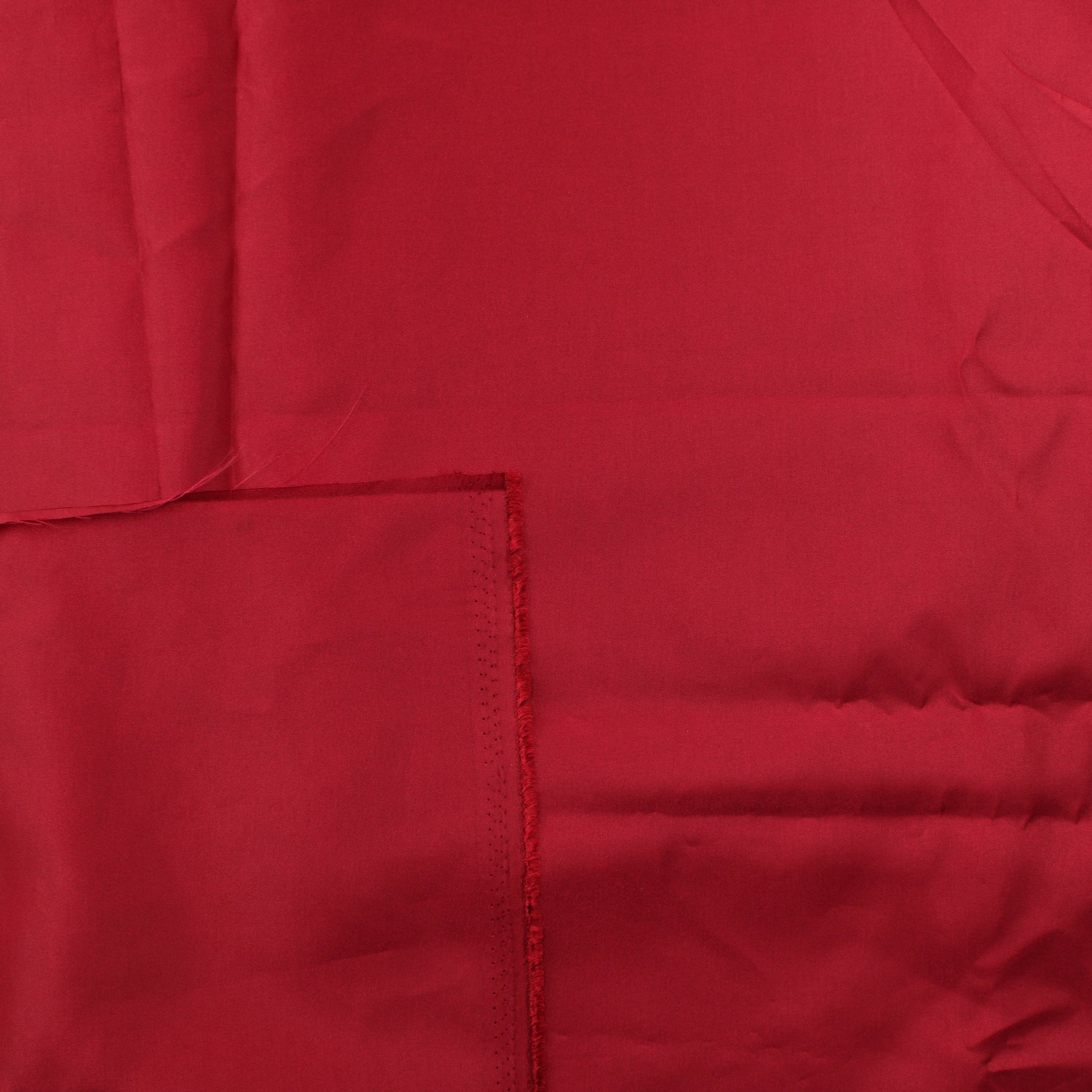 Punainen tekokuitu - Pala