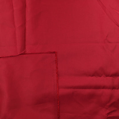 Punainen tekokuitu - Pala