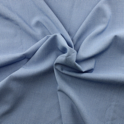 Sinivalkoinen pienikuvioinen Vaatetuskangas - Pala