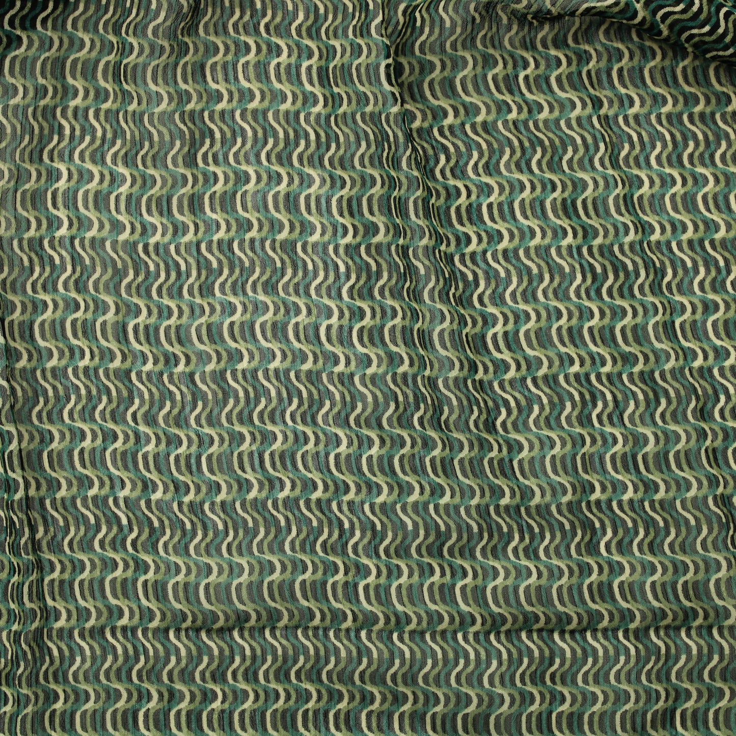 Aaltokuvioinen Sifonki - Pala