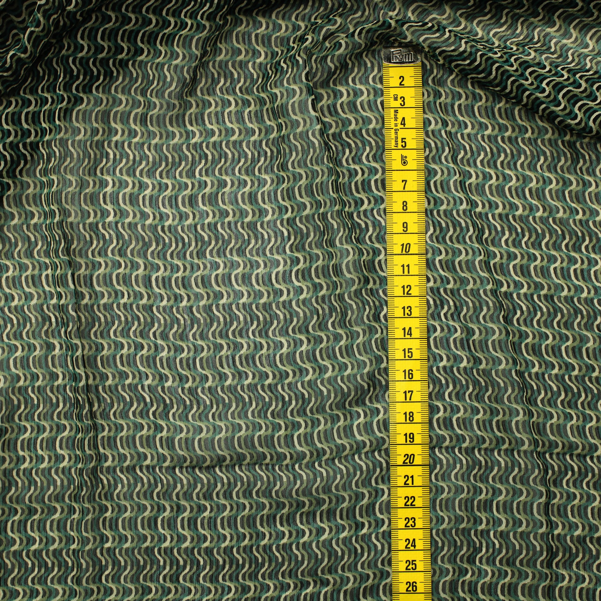 Aaltokuvioinen Sifonki - Pala