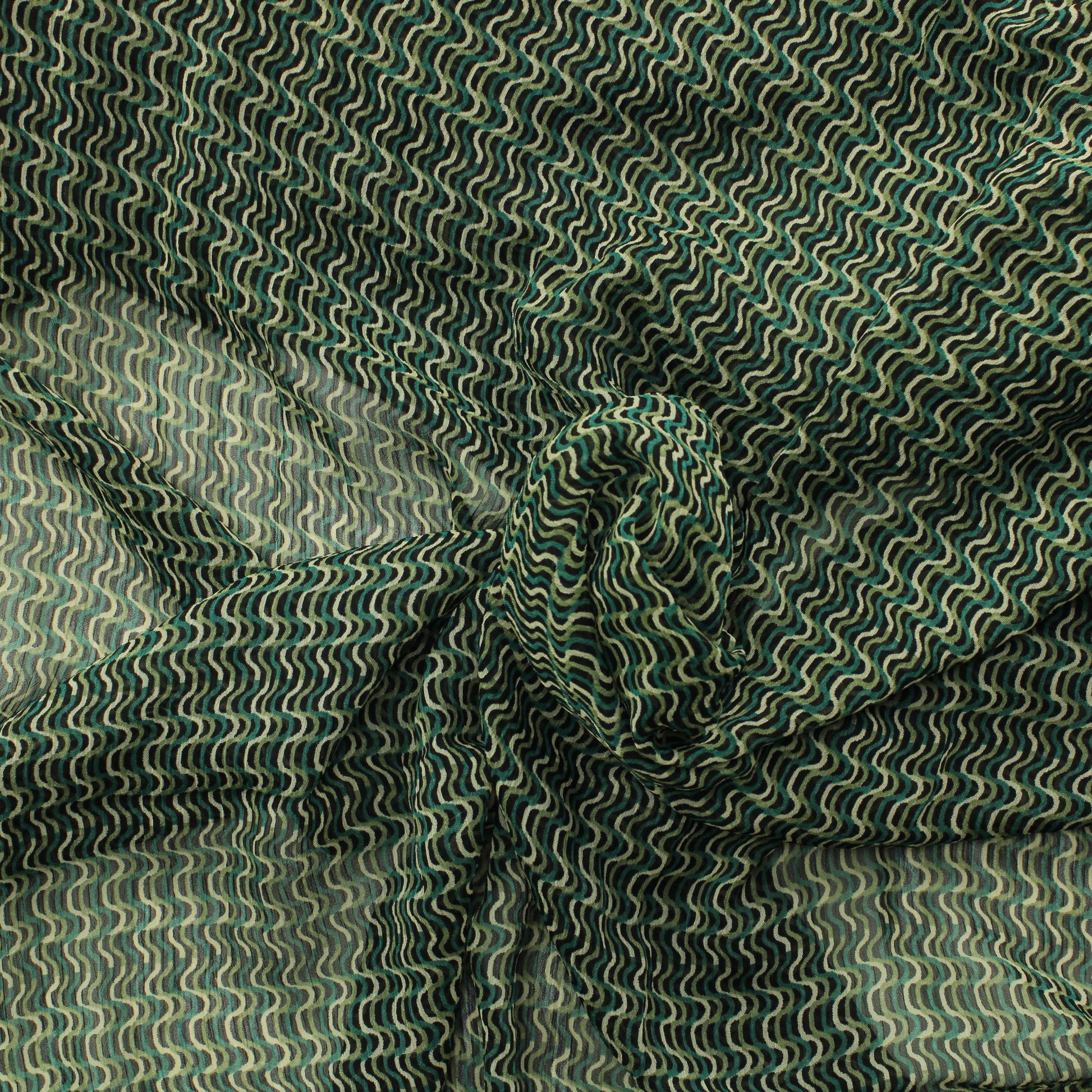 Aaltokuvioinen Sifonki - Pala