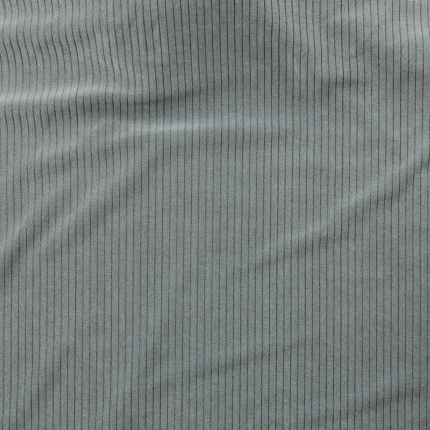 Harmaa pystyraitainen Neulos - Pala