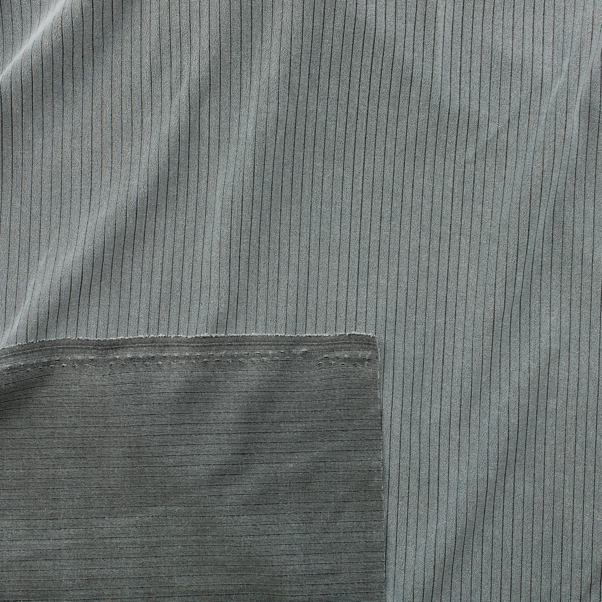 Harmaa pystyraitainen Neulos - Pala