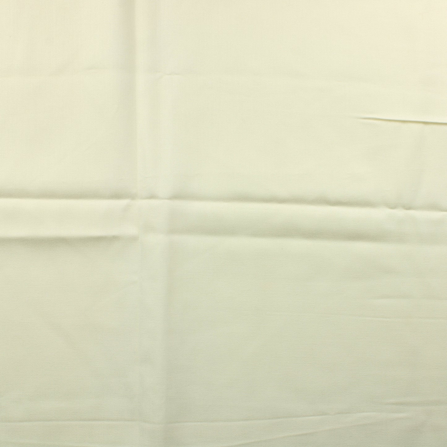 Luonnonvalkoinen tekokuitu - Pala