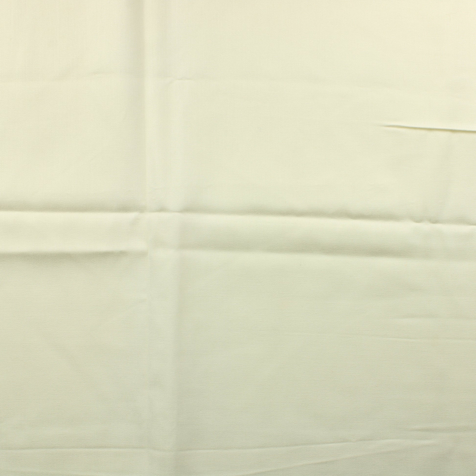 Luonnonvalkoinen tekokuitu - Pala