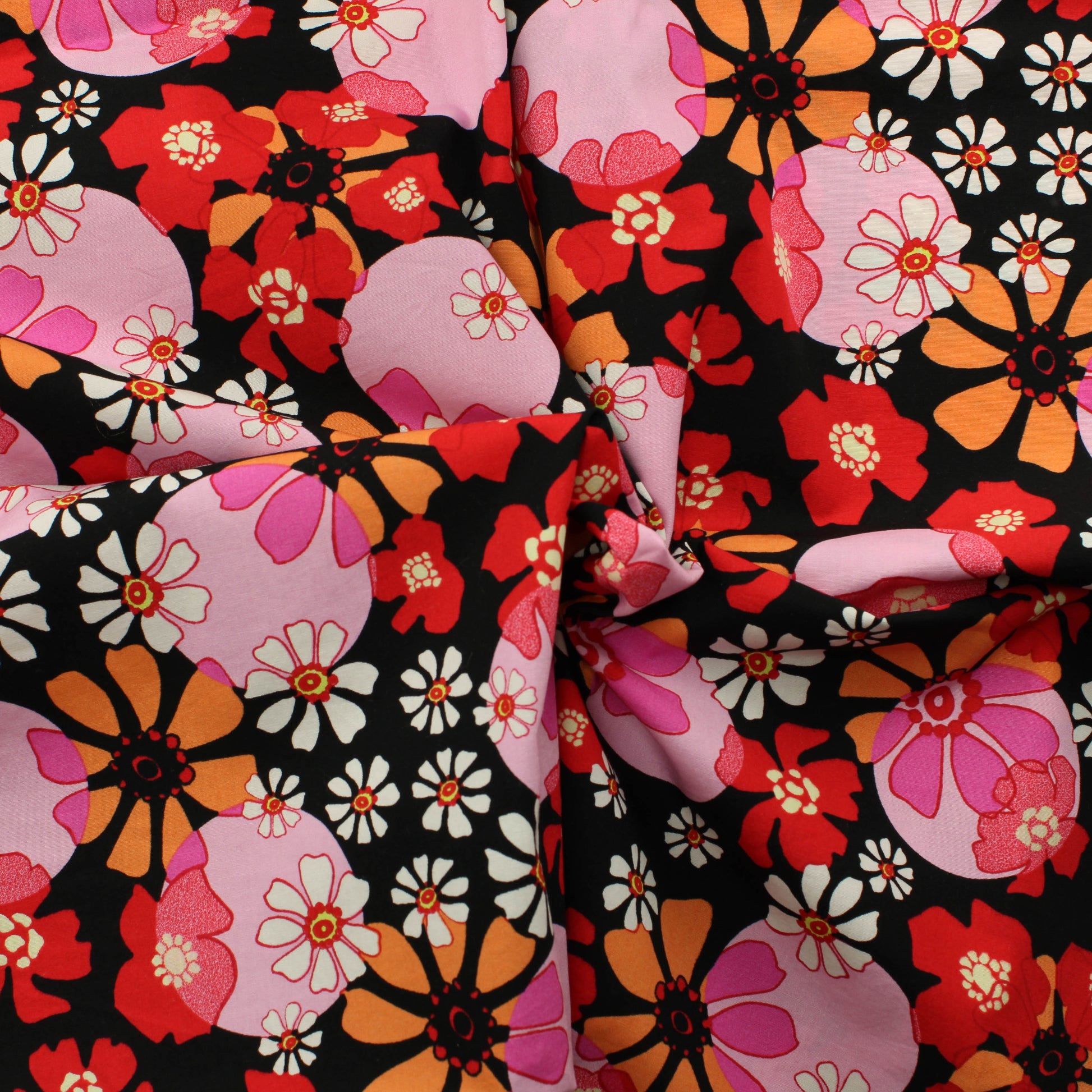 Pinkit ja punaiset kukat Puuvilla - Pala