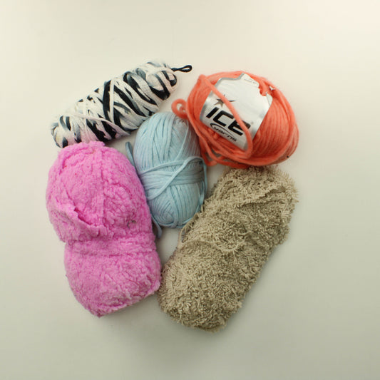 Erilaiset - Lankapussi