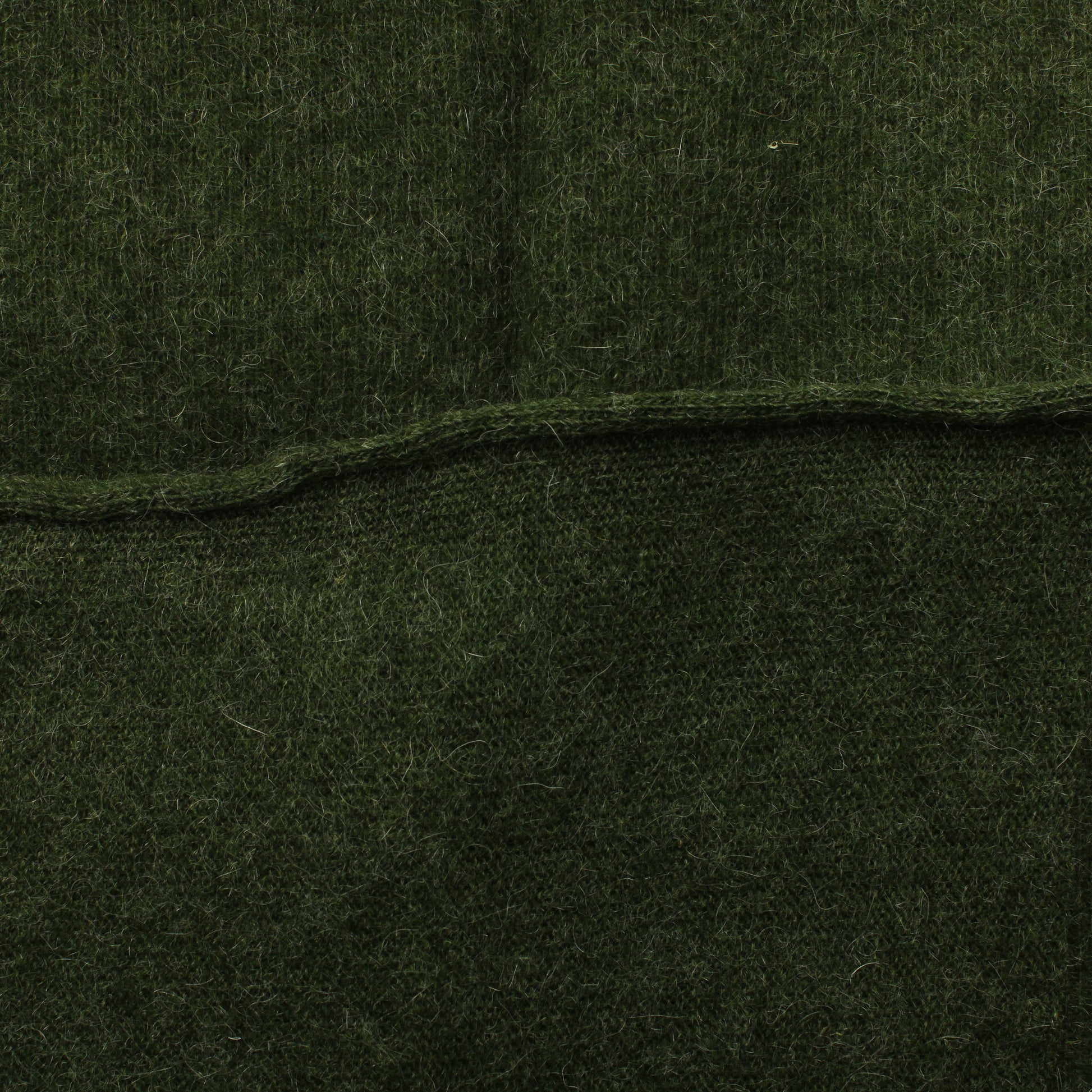 Metsänvihreä meleerattu Villasekoiteneulos - Pala