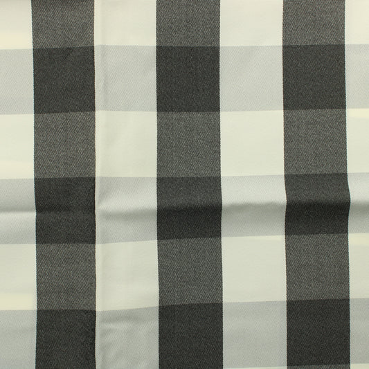 Mustavalkoinen tekokuitu - Pala