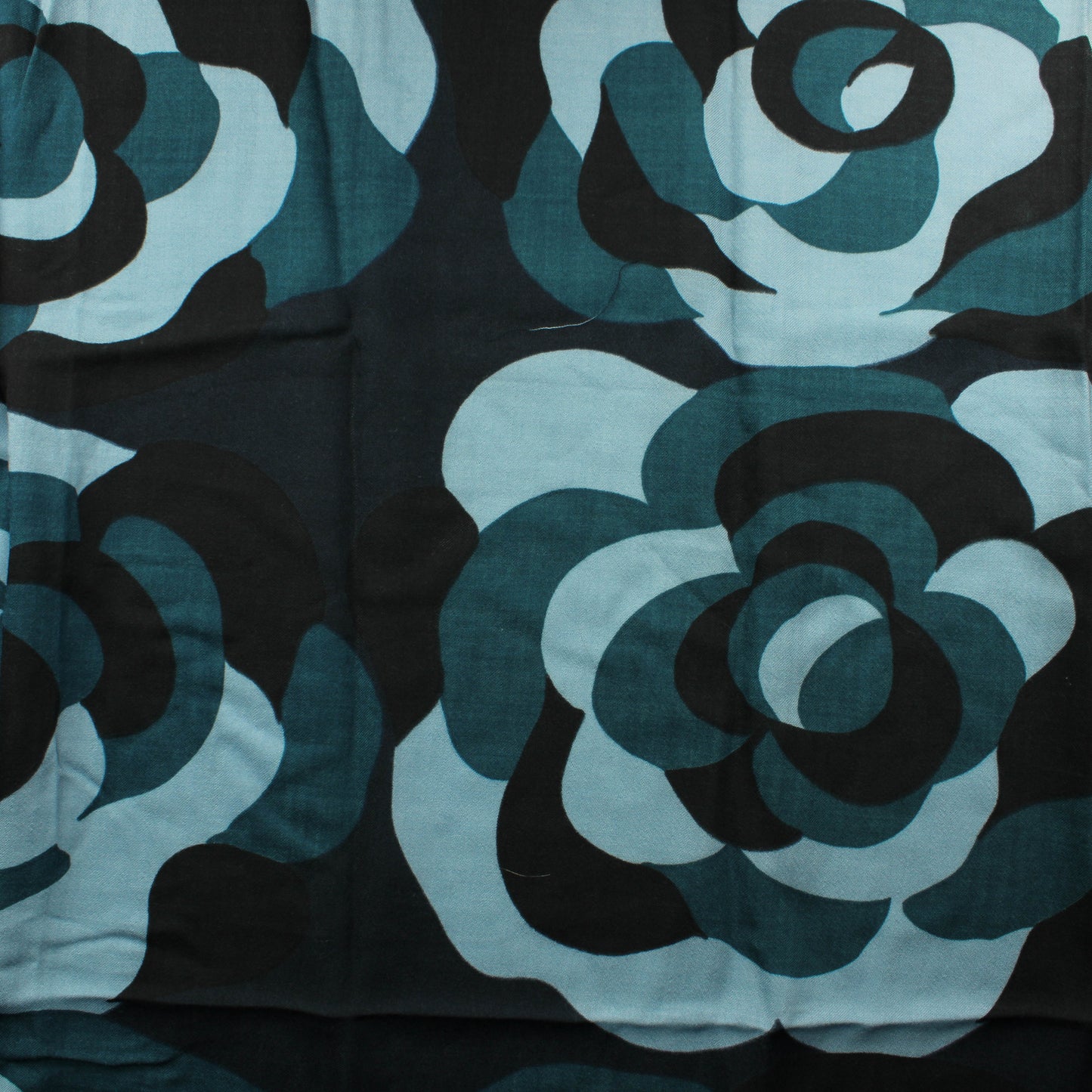 Siniset ruusut Villasekoitekangas - Pala