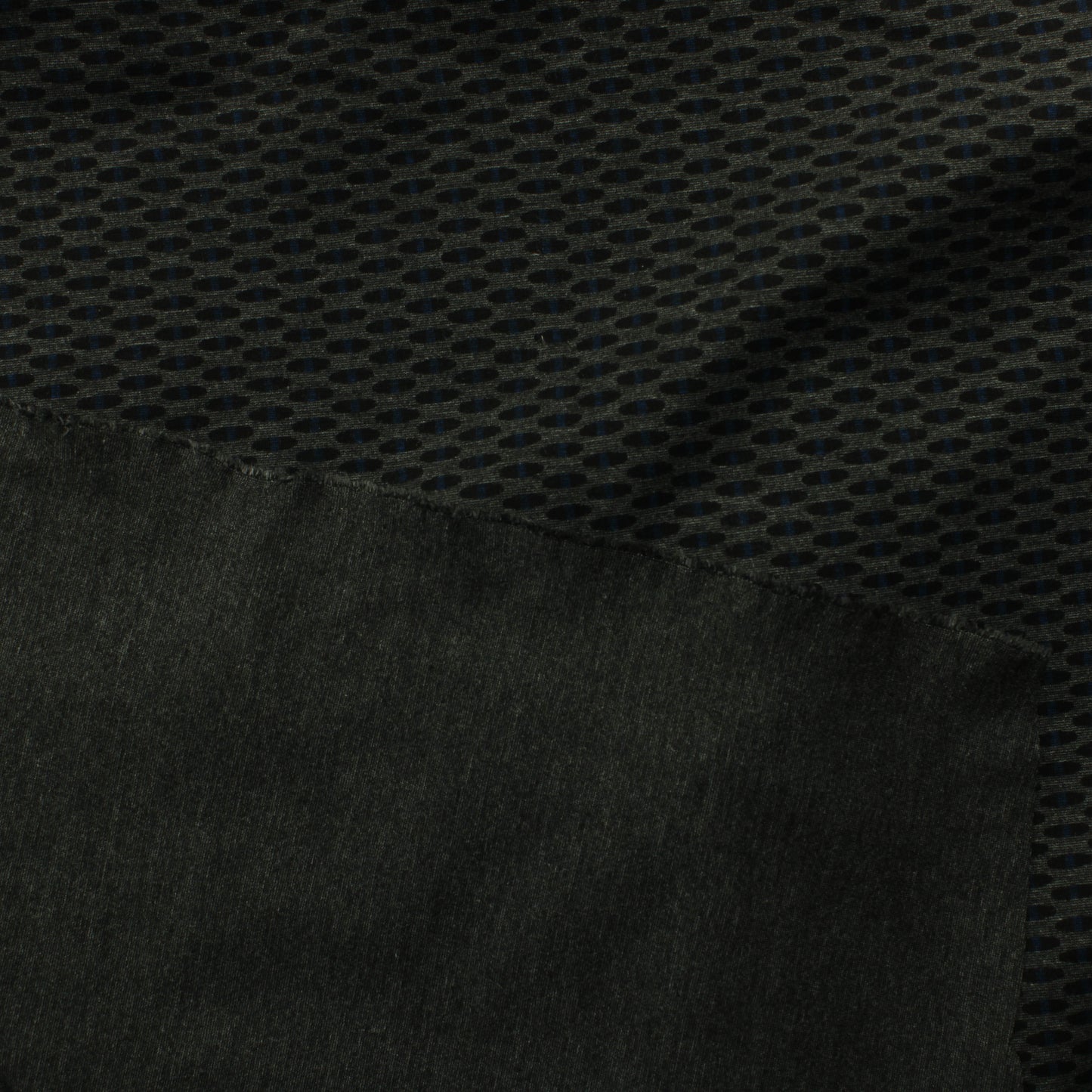 Sinistä, harmaata ja mustaa kuviollinen Puntoneulos - Pala