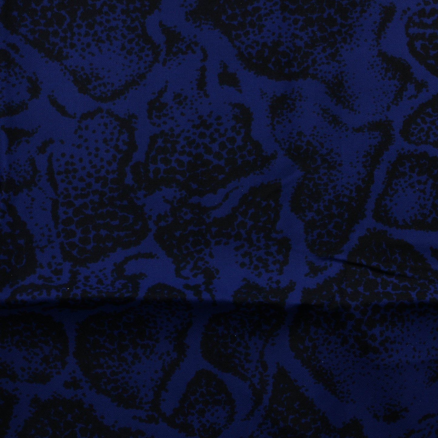 Sininen mustakuvioinen Vaatetuskangas - Pala