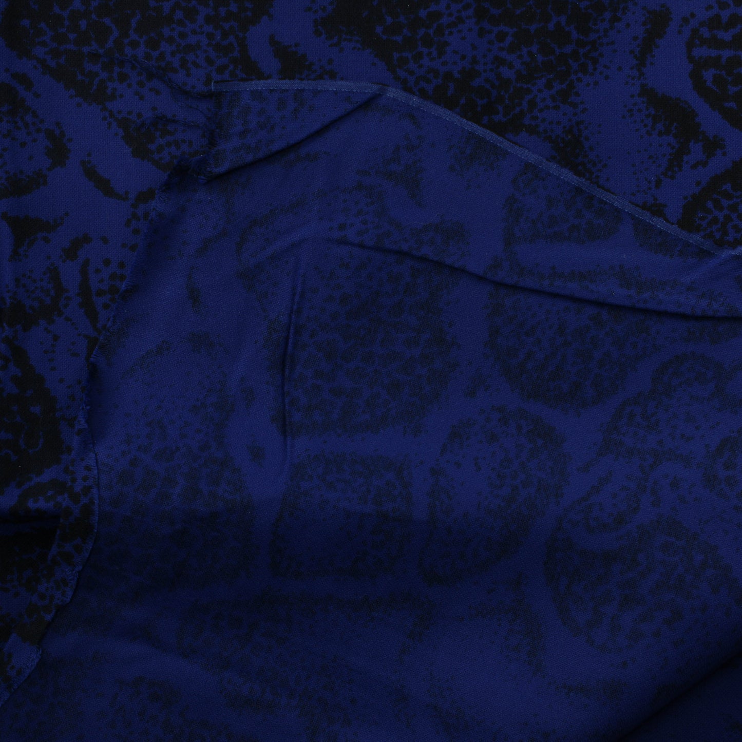 Sininen mustakuvioinen Vaatetuskangas - Pala