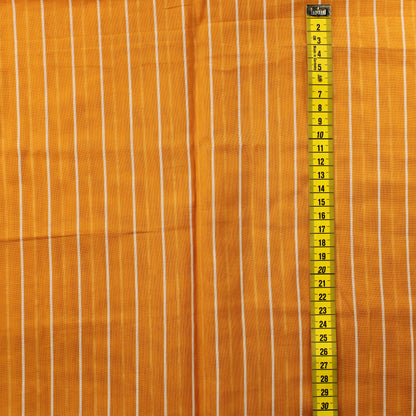 Lämminkeltainen pystyraitainen tekokuitu - Pala