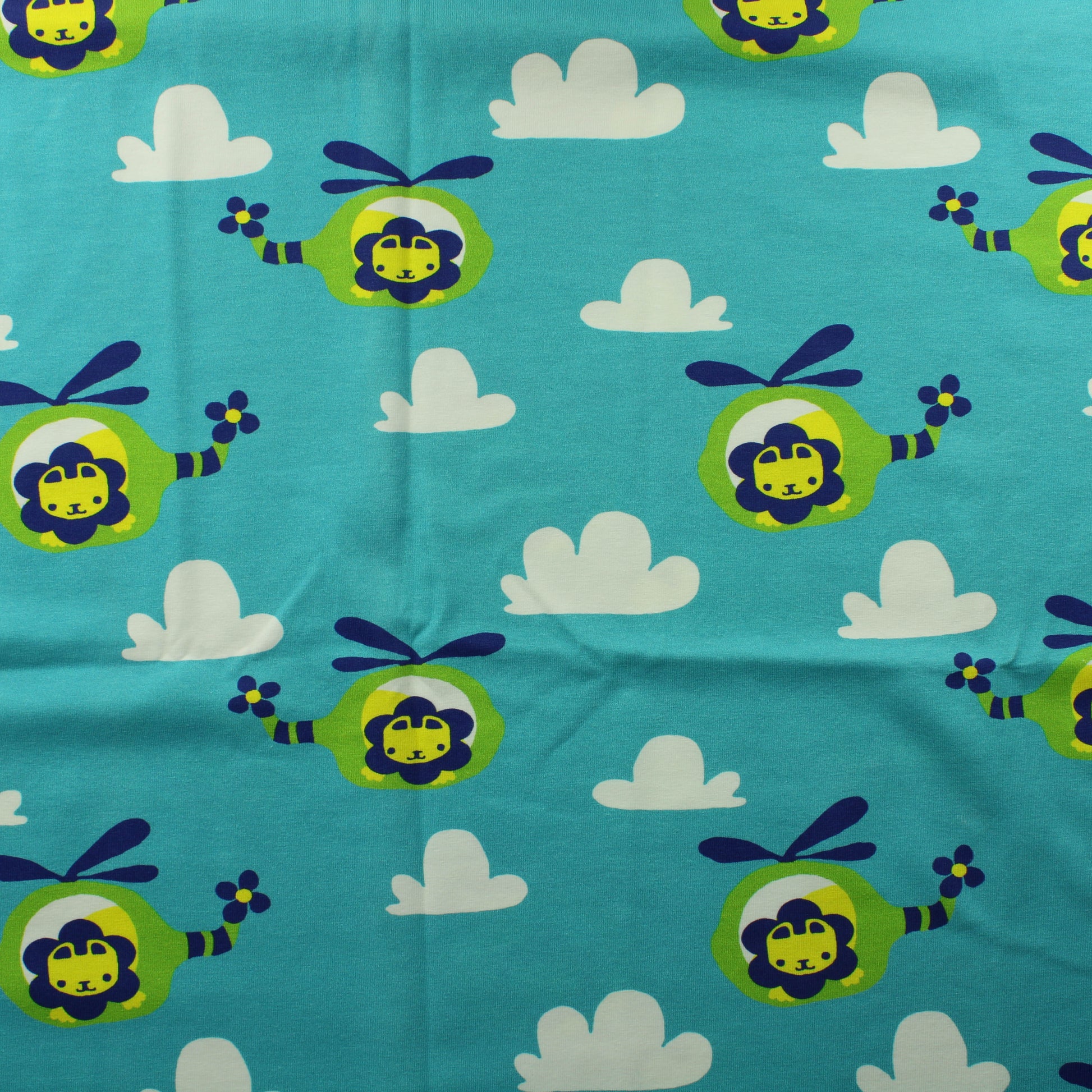 Leijona lennolla Trikoo - Pala