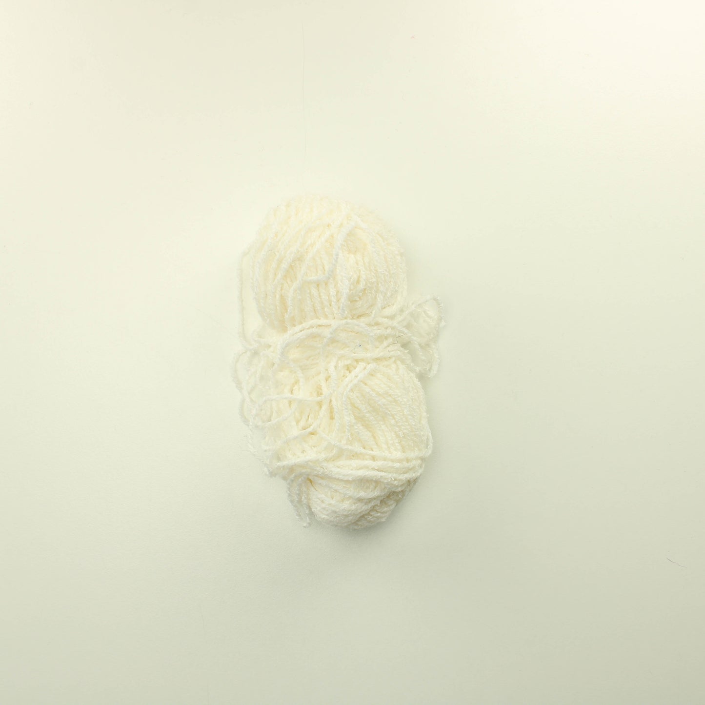 Valkoinen efektilanka