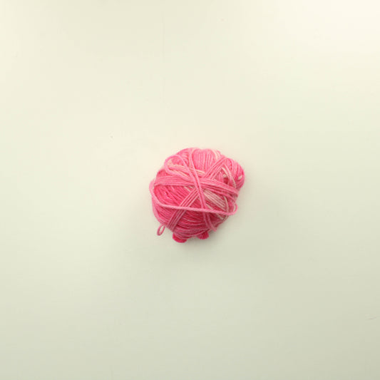 Pinkki villasekoitelanka