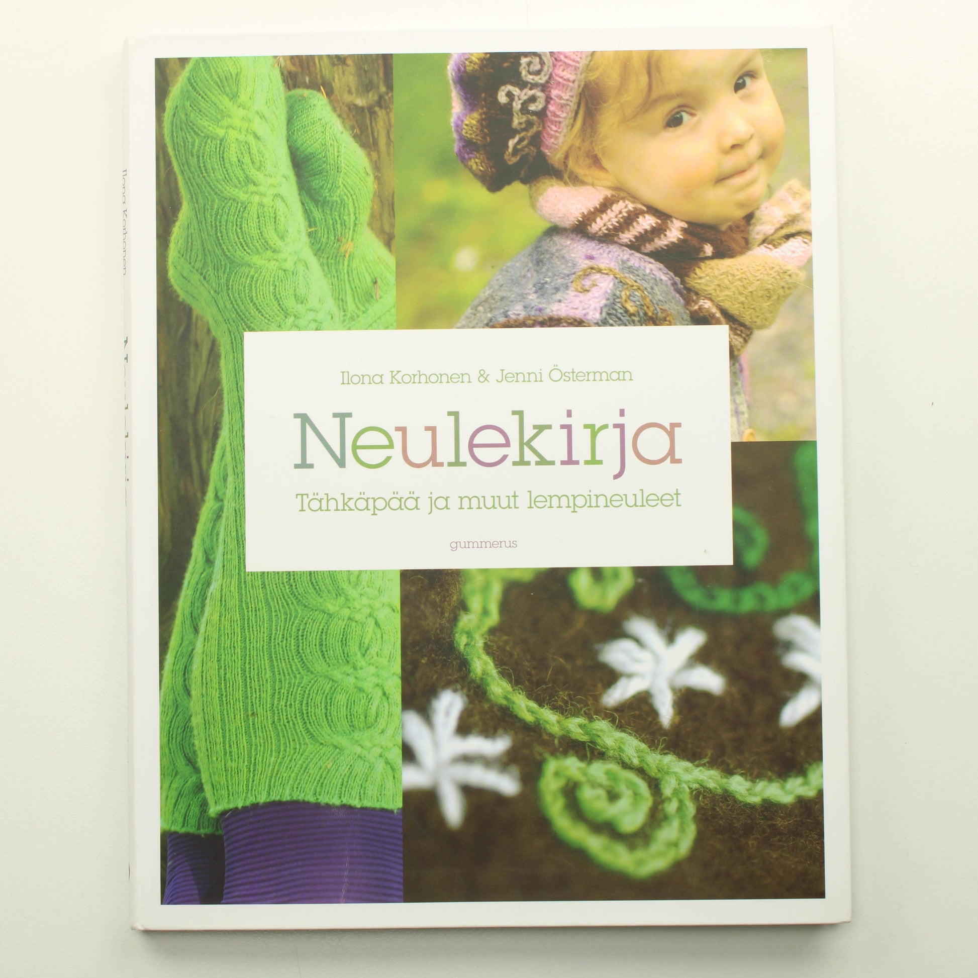Ilona Korhonen & Jenni Österman: Neulekirja tähkäpää ja muut lempineuleet