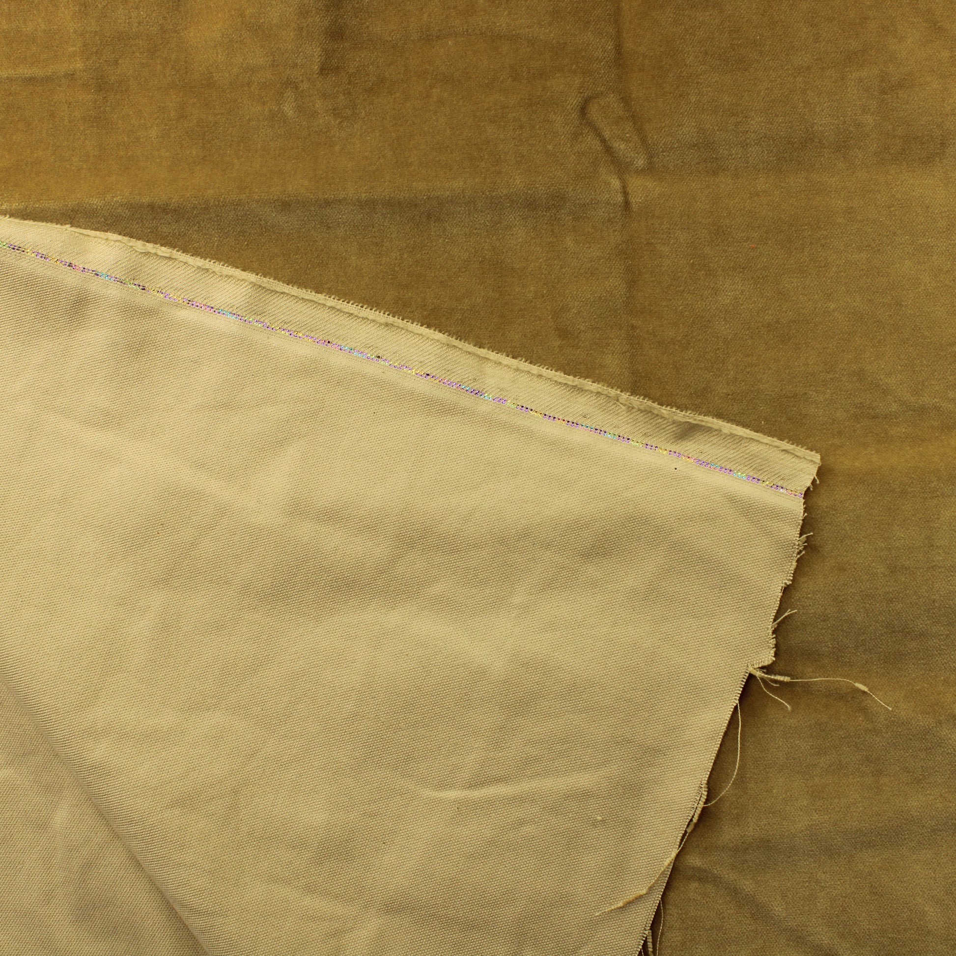 Vaaleanruskea Sametti - Pala