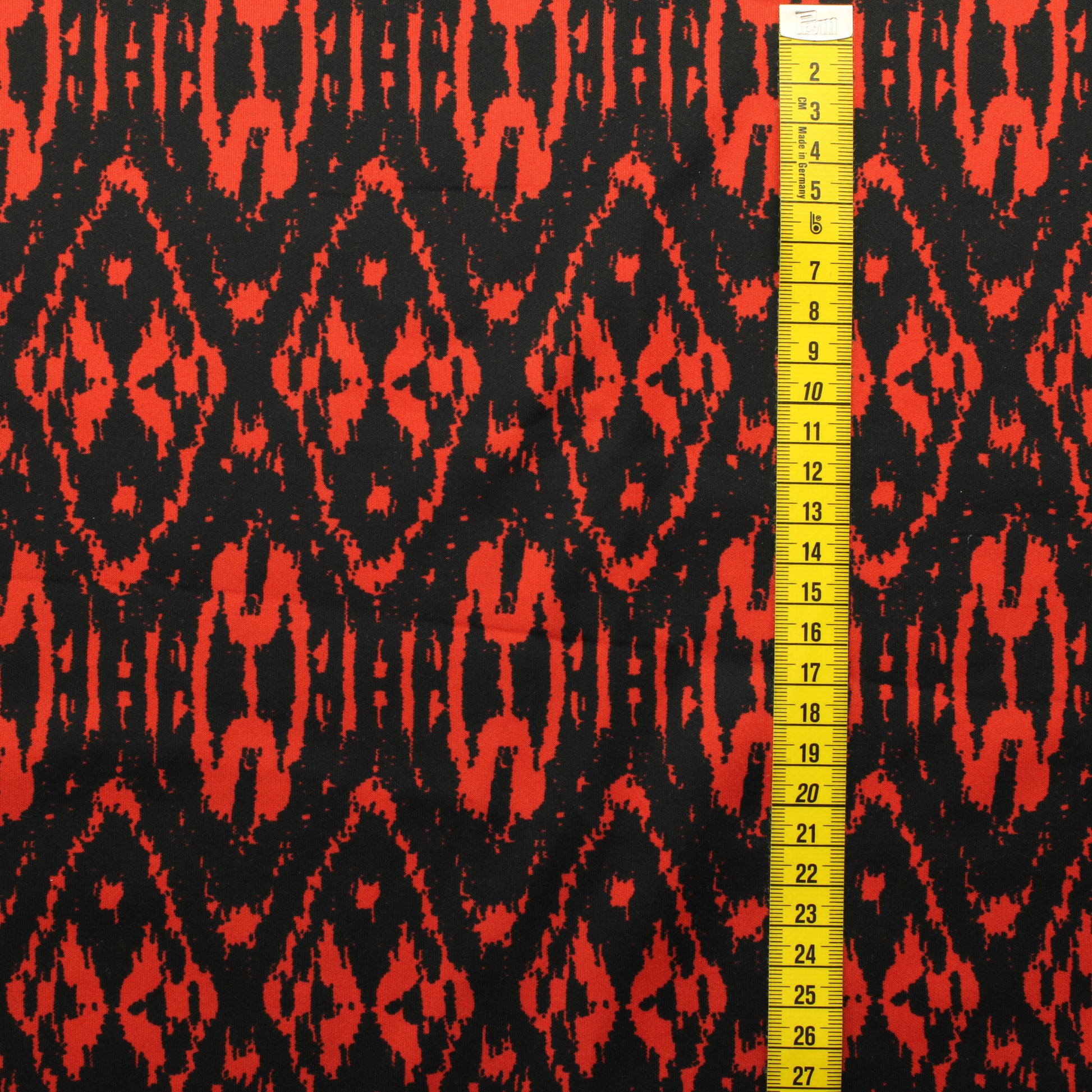 Puna-musta Neulos - Pala