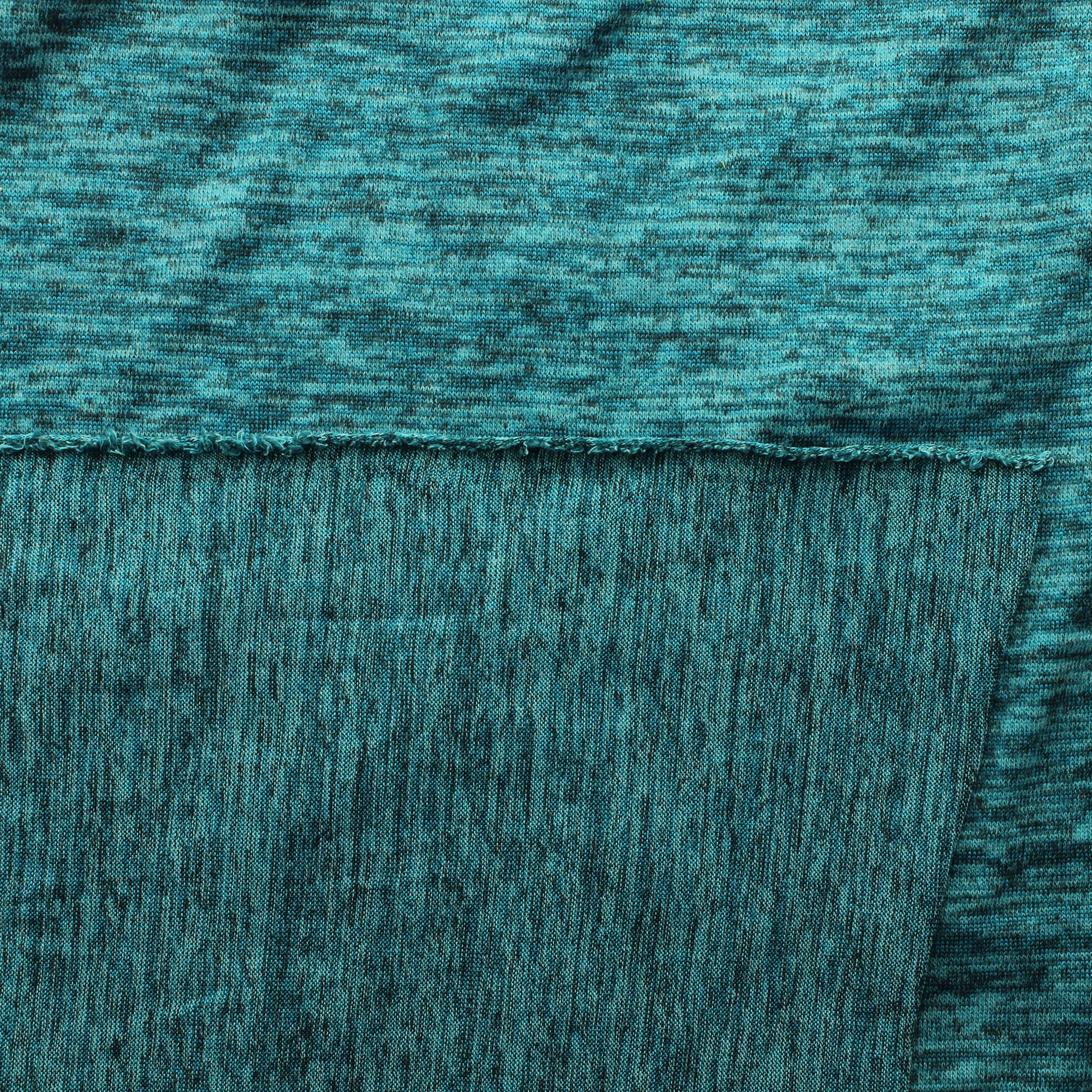 Petrooli Meleerattu Neulos - Pala