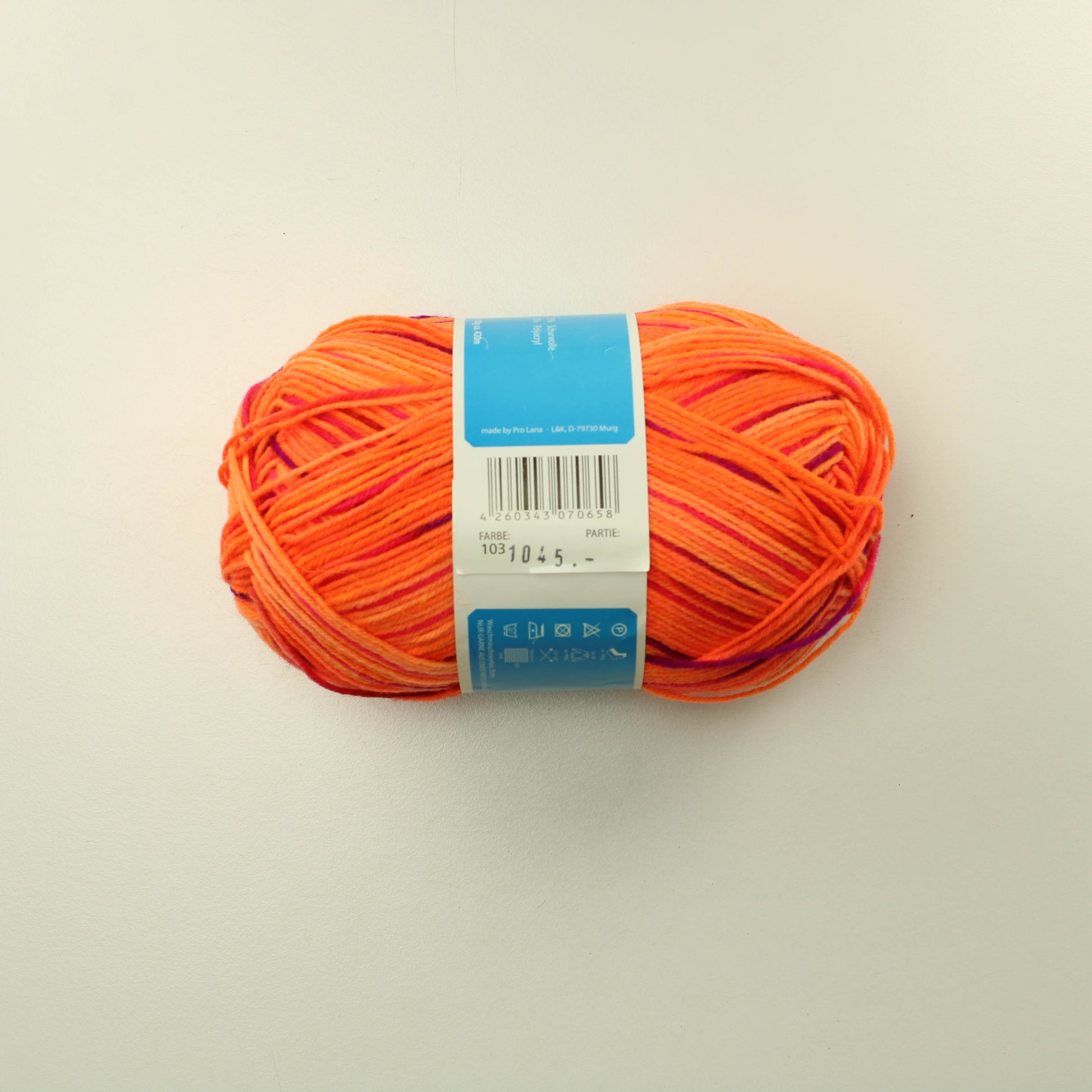 Pro Lana Hatnut Feet