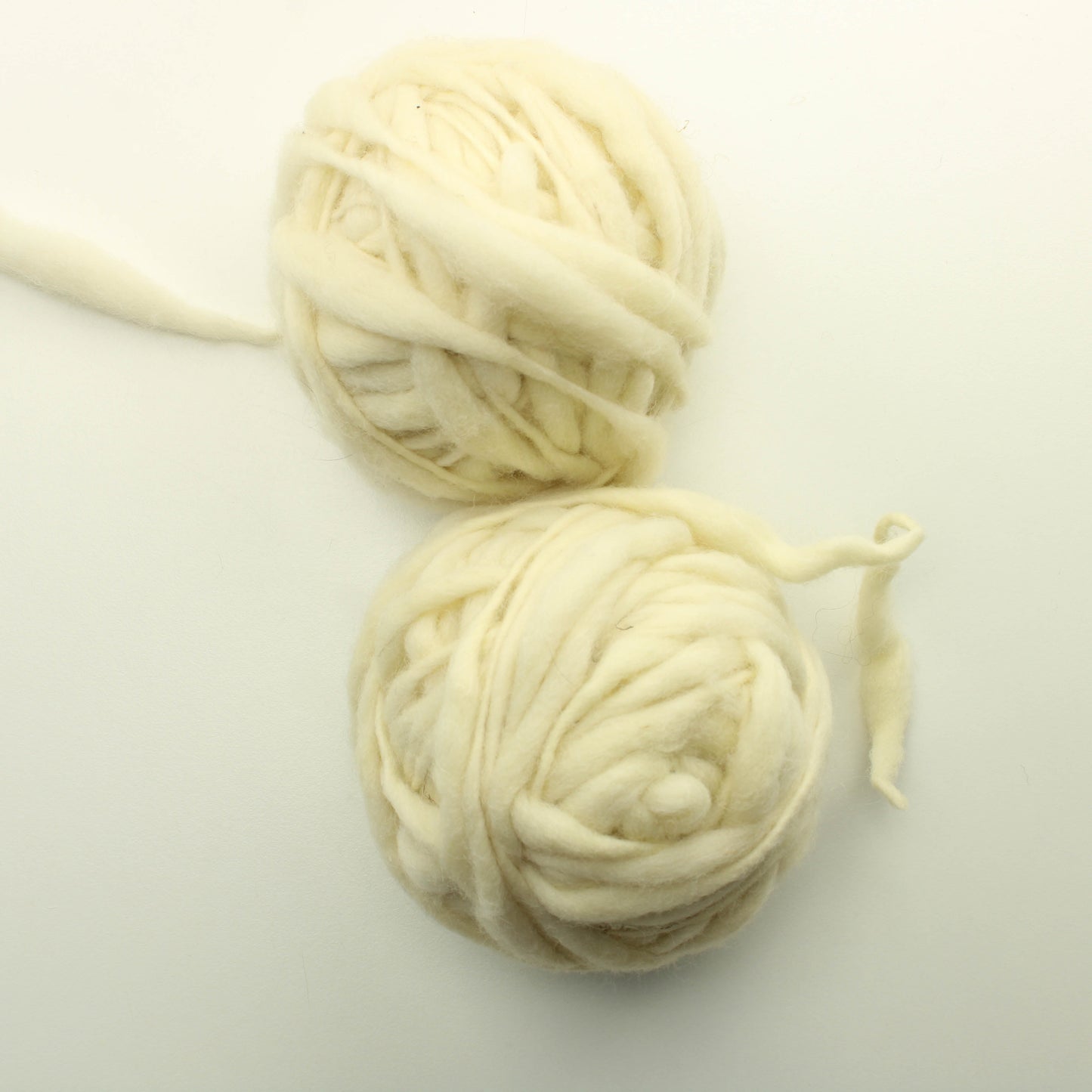 Knit Collage luonnonvalkoinen jättilanka 200g - Lankapussi 314