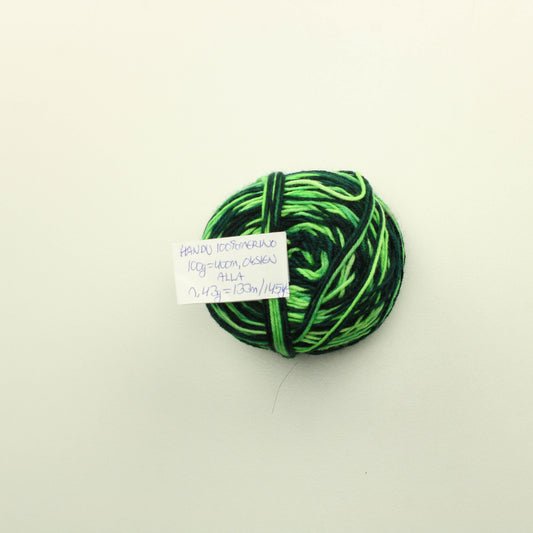 Handu Handdyed Merino 40g - Oksien alla