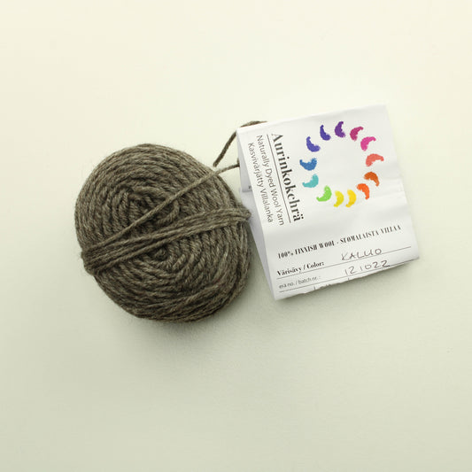 Aurinkokehrä Käsinvärjätty villalanka DK 40g - Kallio
