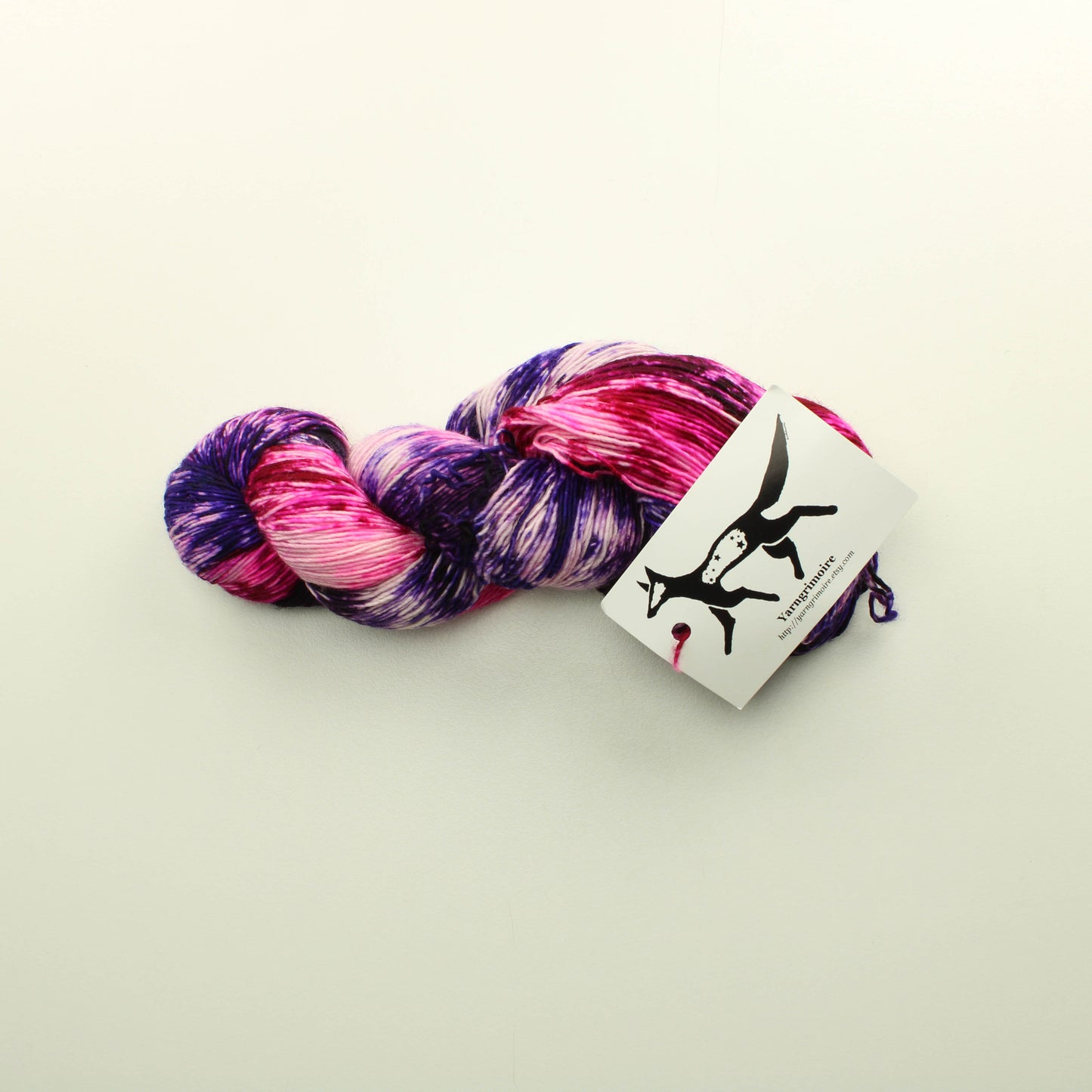 Yarngrimoire Merino Single - Cheshire Cat