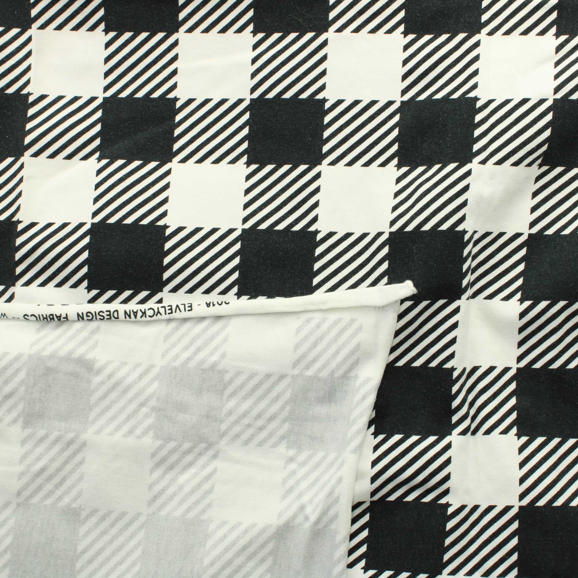 Mustavalko ruudullinen Trikoo - Pala