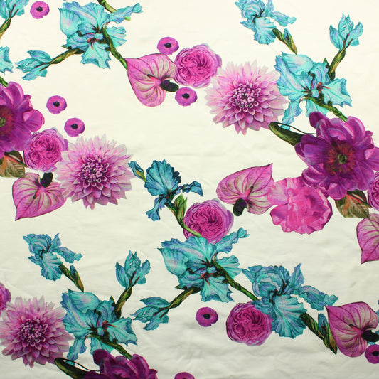 Hellin Kukin sidottu JC - Pala