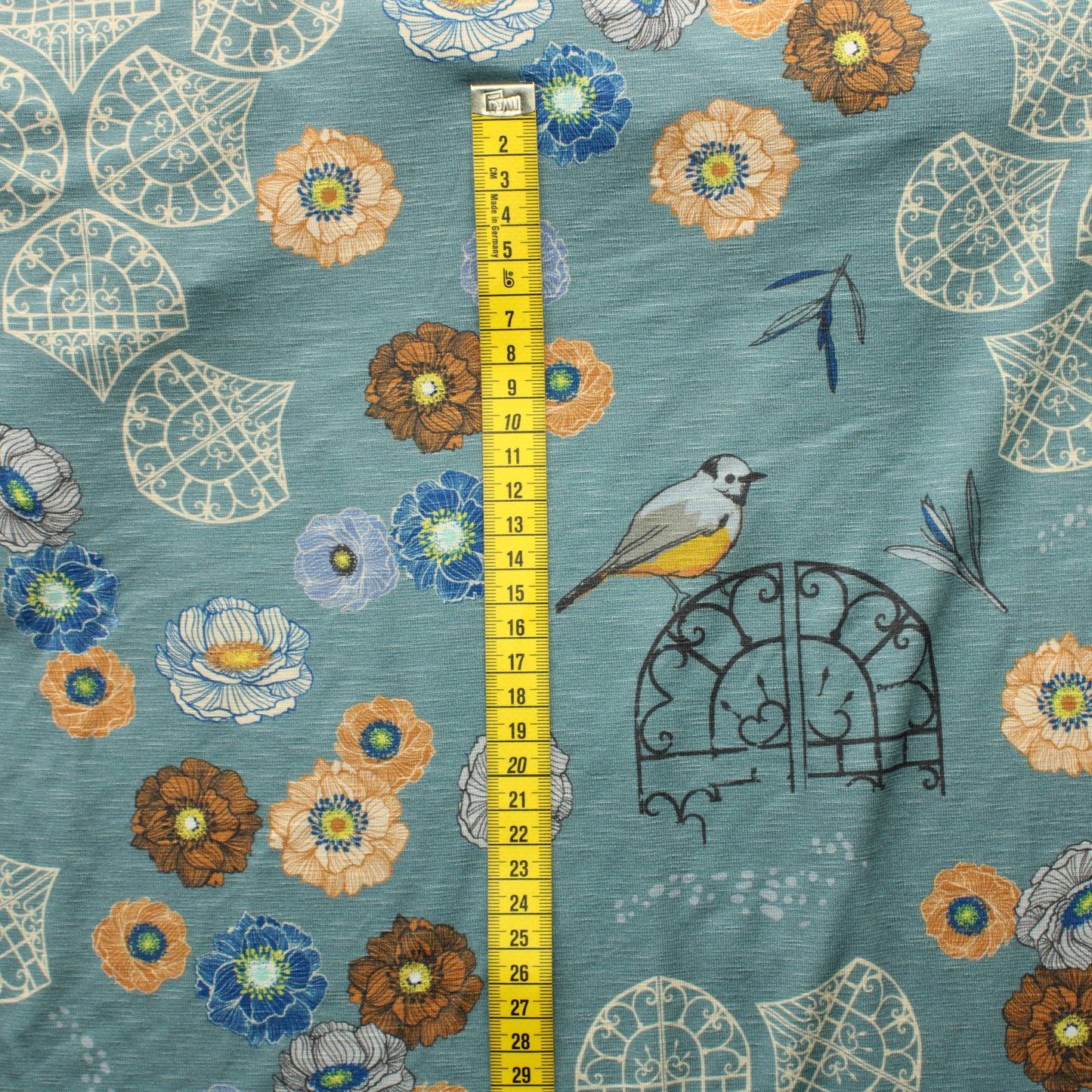 Siniharmaa kukkakuvioinen Trikoo - Pala