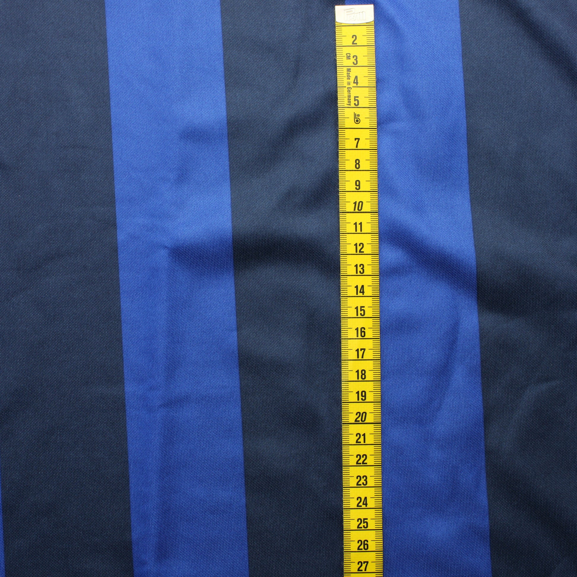 Sininen raidallinen tekokuitu - Pala