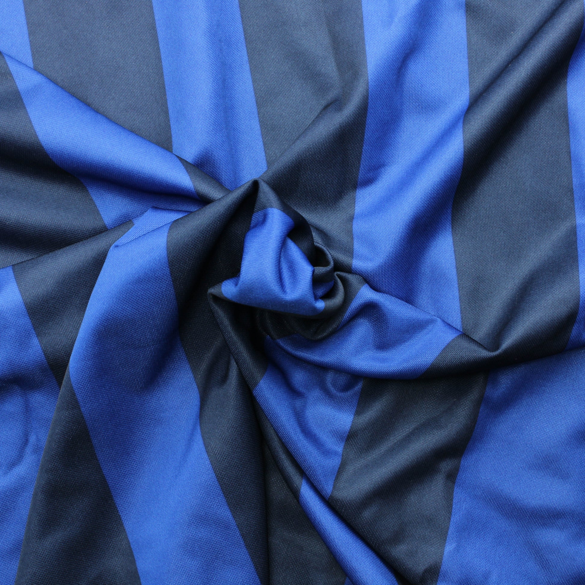 Sininen raidallinen tekokuitu - Pala