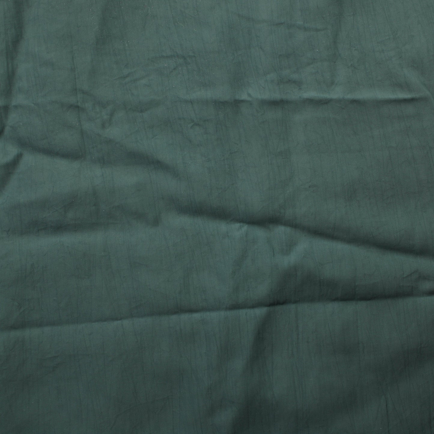 Tummanvihertävän harmaa Vaatetuskangas - Pala