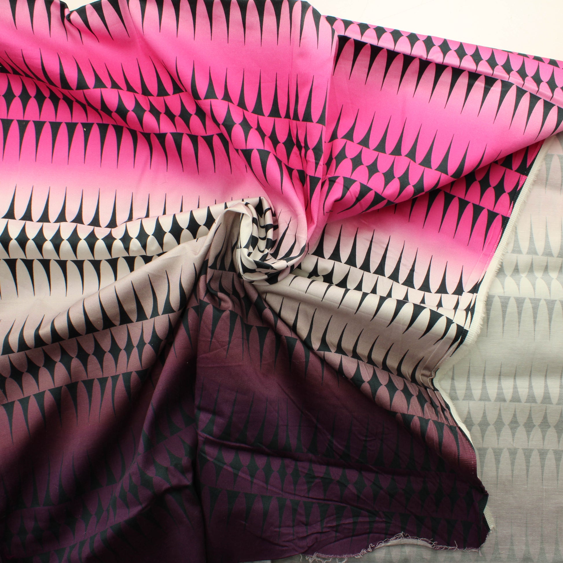 Kuviollinen Puuvillastretch - Pala