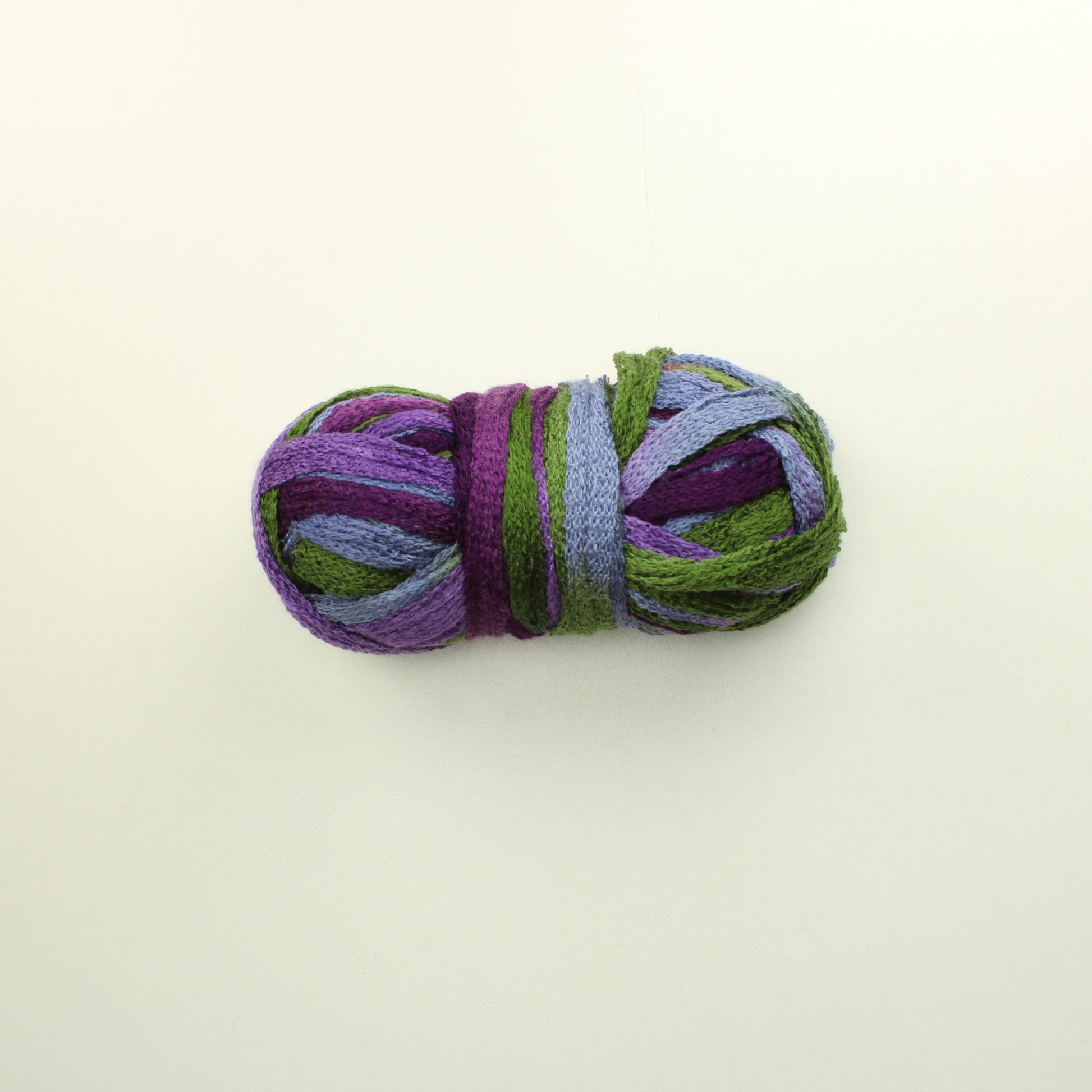 Novita Frilla - 879 (94g)