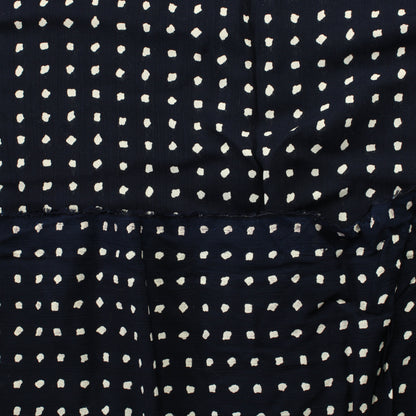 Tummansininen pilkullinen Vaatetuskangas - Pala